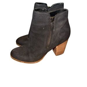 Aldo Charcoal Leather Ankle Booties
